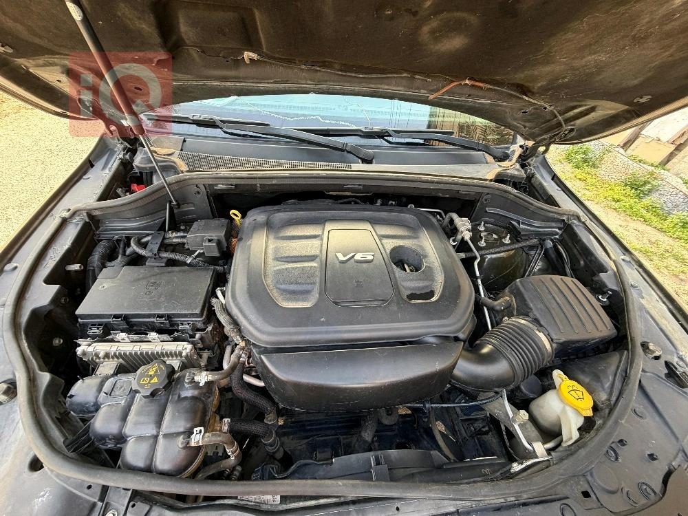 جيب جراند شيروكي